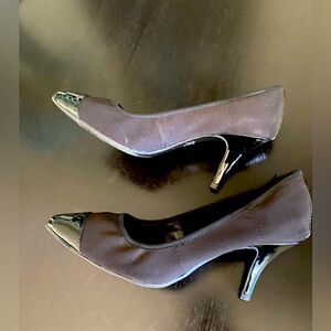 NEW Ellen Tracy Black Cap Toe Pointed Heels Pumps Womens Size 7.5 Stiletto